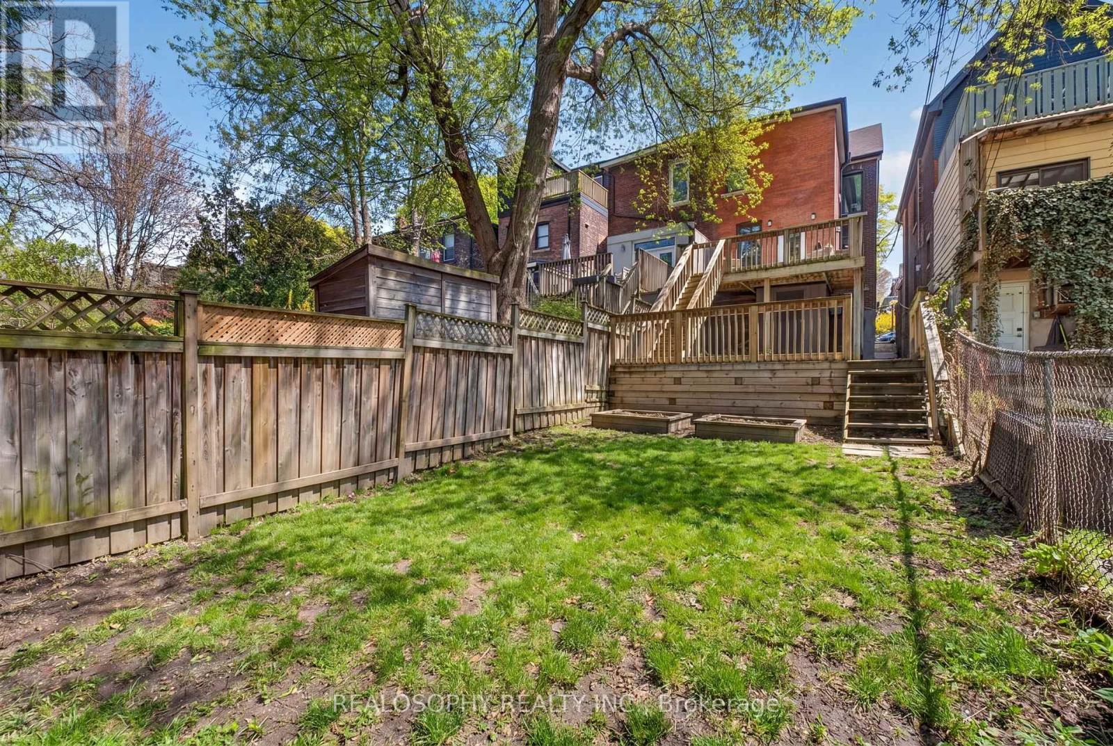 68 Prust Avenue, Toronto, Ontario  M4L 2M8 - Photo 45 - E13117248