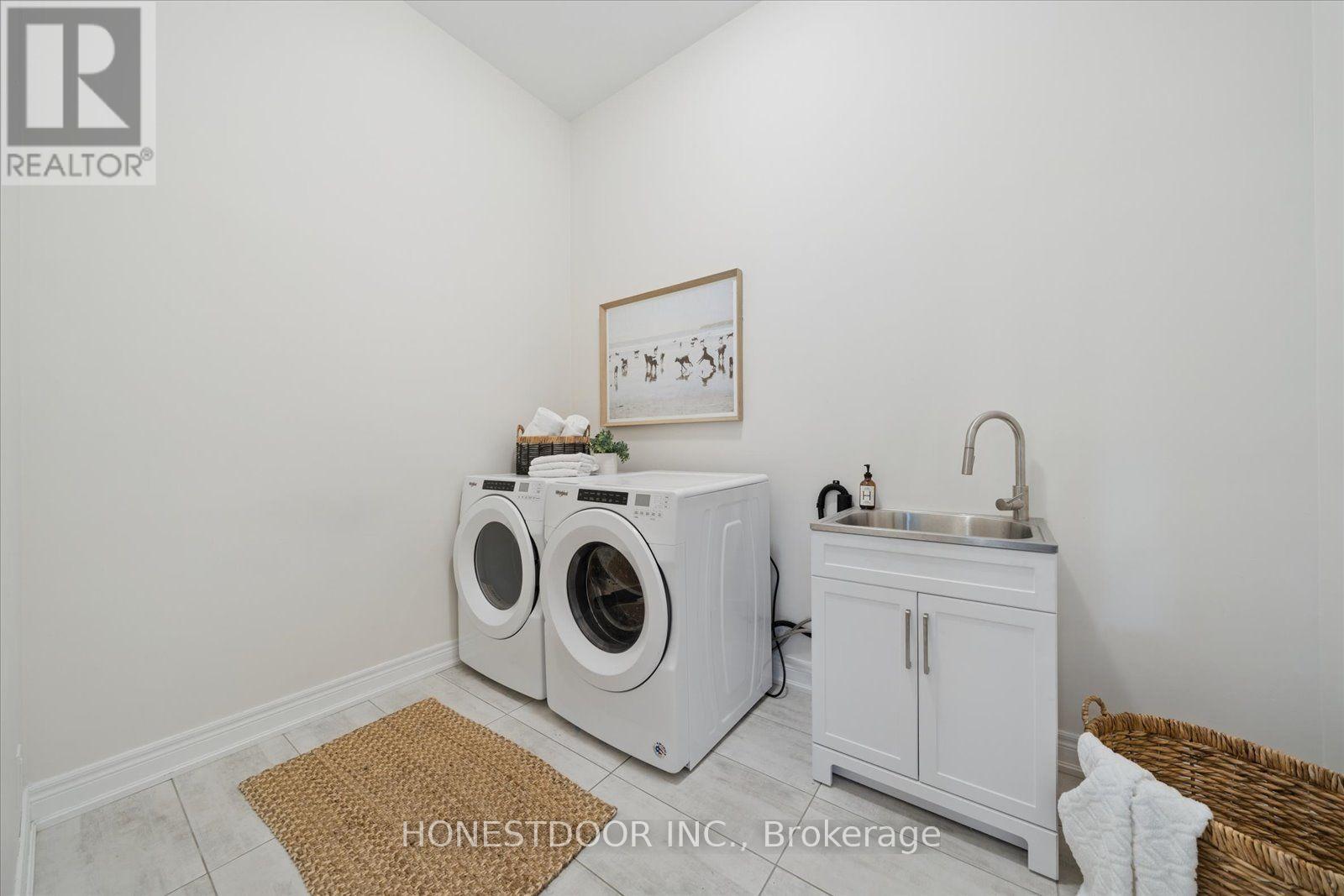 5 Blenheim Circle, Whitby, Ontario  L1P 0E3 - Photo 19 - E13117292