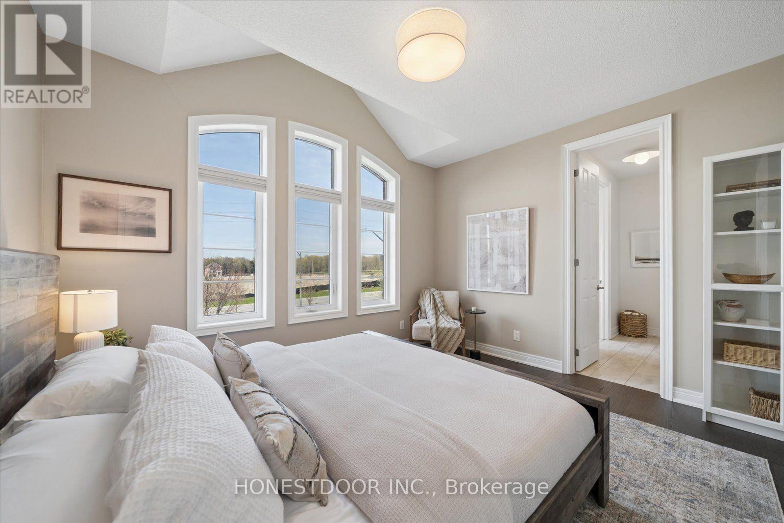 5 Blenheim Circle, Whitby, Ontario  L1P 0E3 - Photo 29 - E13117292