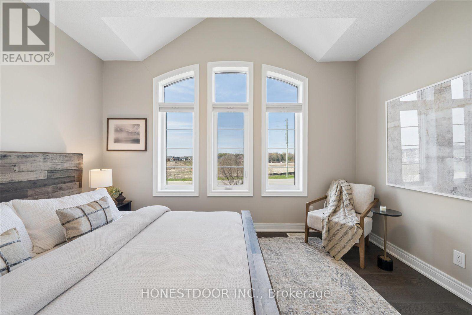 5 Blenheim Circle, Whitby, Ontario  L1P 0E3 - Photo 30 - E13117292