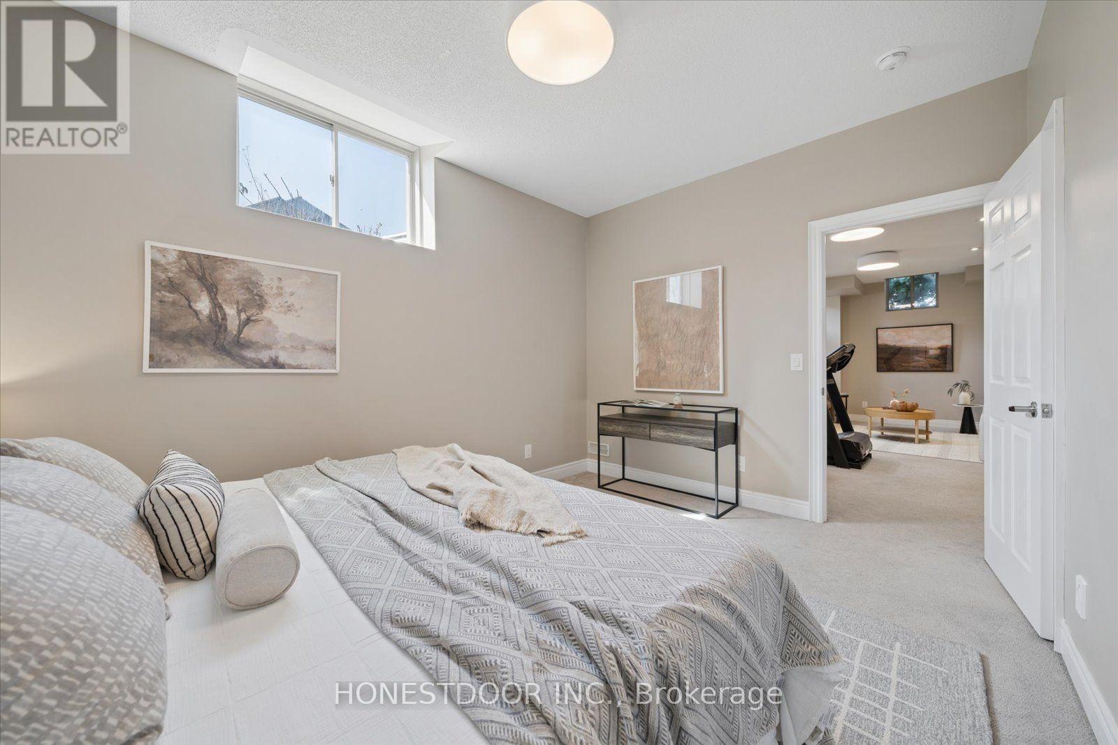 5 Blenheim Circle, Whitby, Ontario  L1P 0E3 - Photo 46 - E13117292