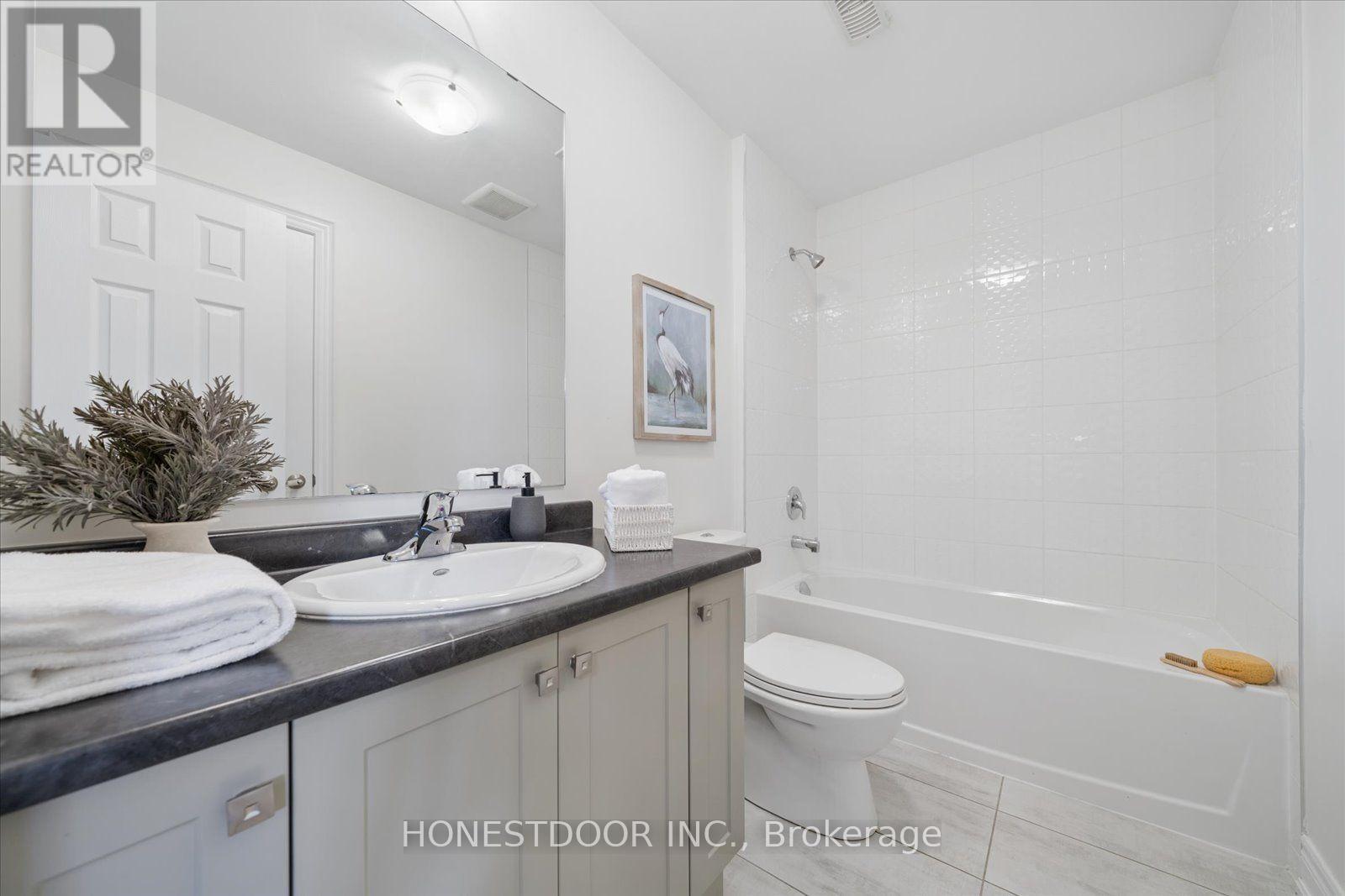 5 Blenheim Circle, Whitby, Ontario  L1P 0E3 - Photo 47 - E13117292