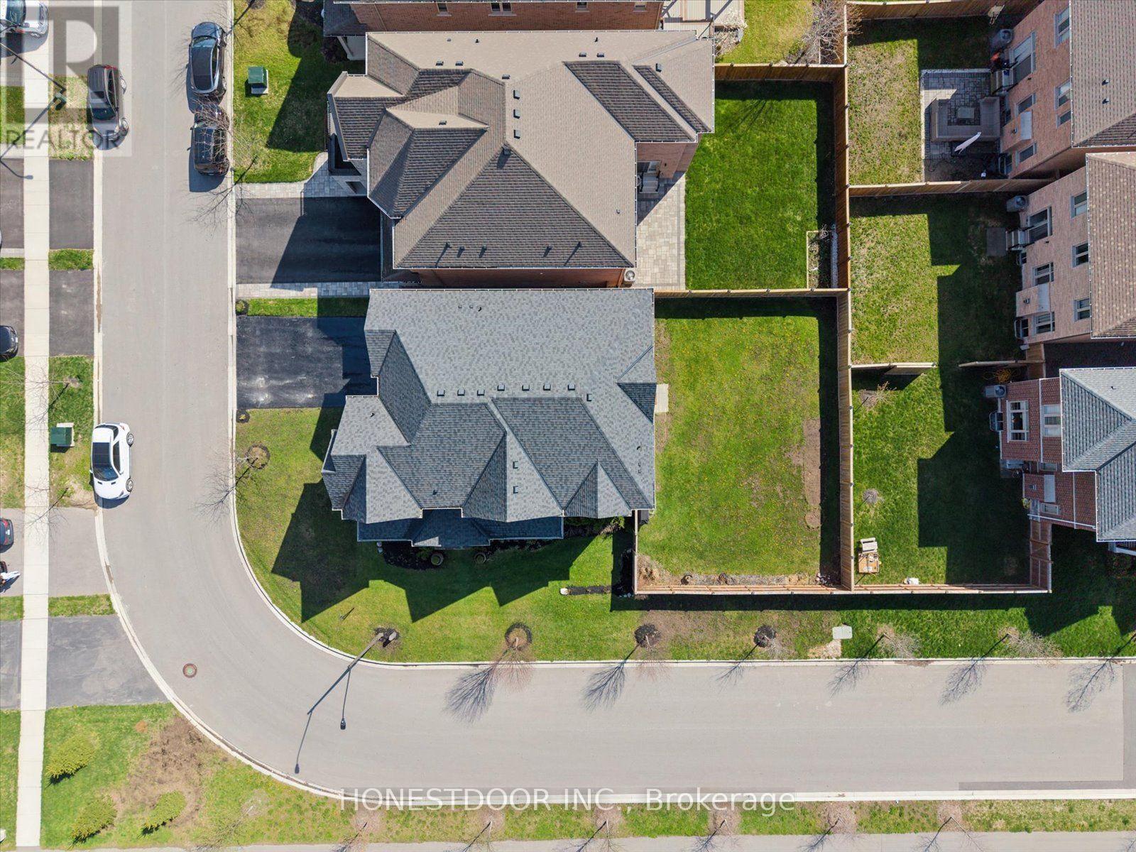 5 Blenheim Circle, Whitby, Ontario  L1P 0E3 - Photo 48 - E13117292