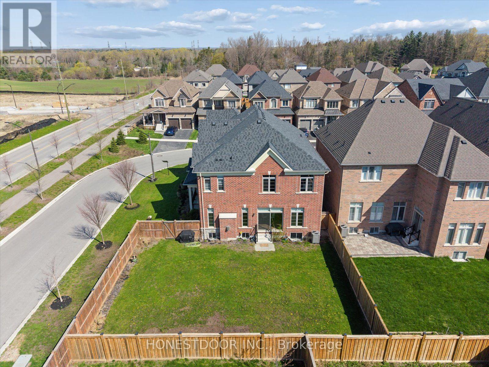 5 Blenheim Circle, Whitby, Ontario  L1P 0E3 - Photo 49 - E13117292