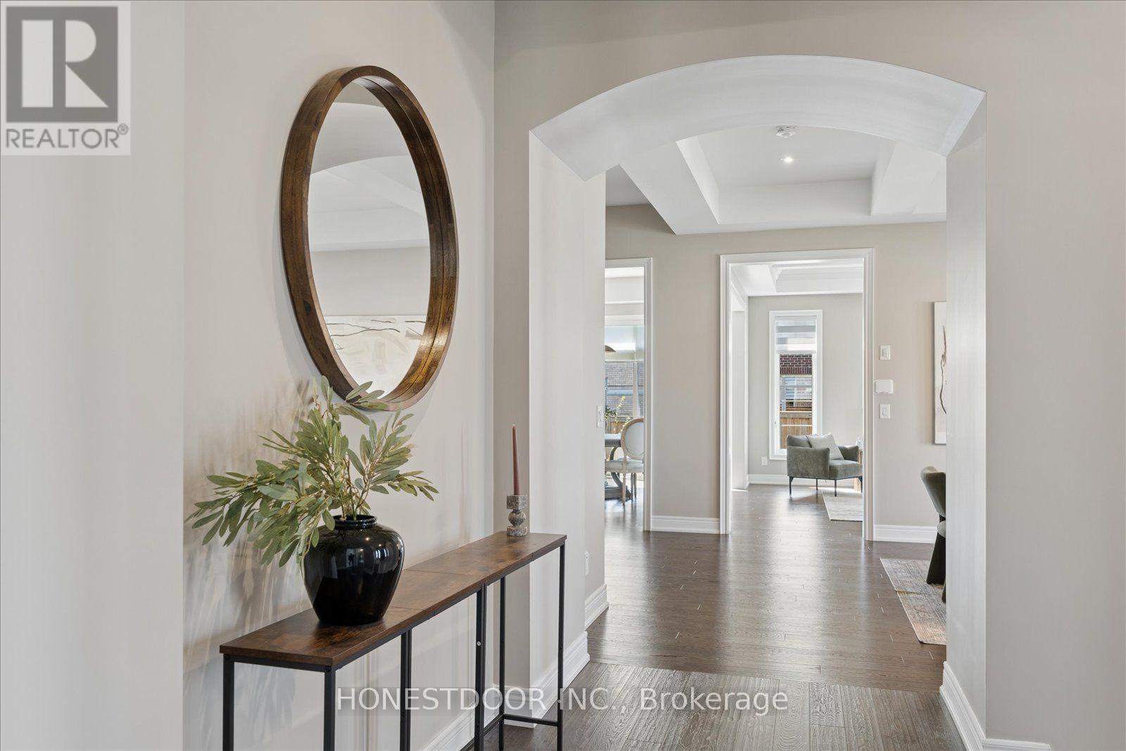 5 Blenheim Circle, Whitby, Ontario  L1P 0E3 - Photo 7 - E13117292