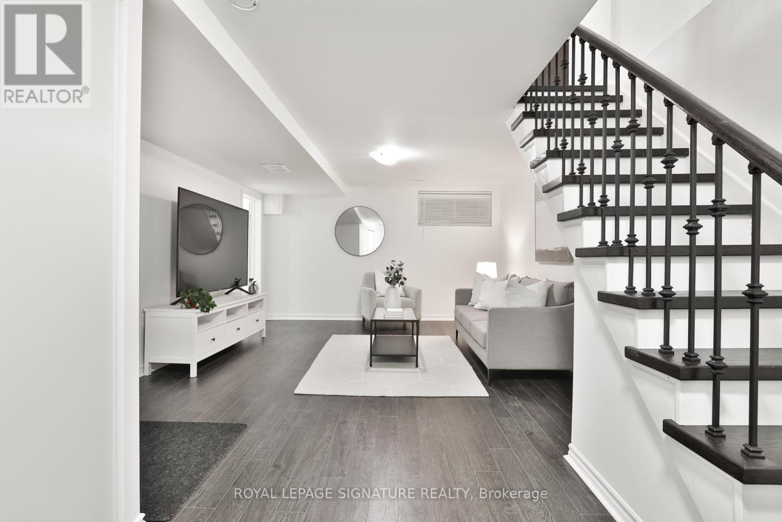 280 Gowan Avenue, Toronto, Ontario  M4J 2K6 - Photo 33 - E13117334