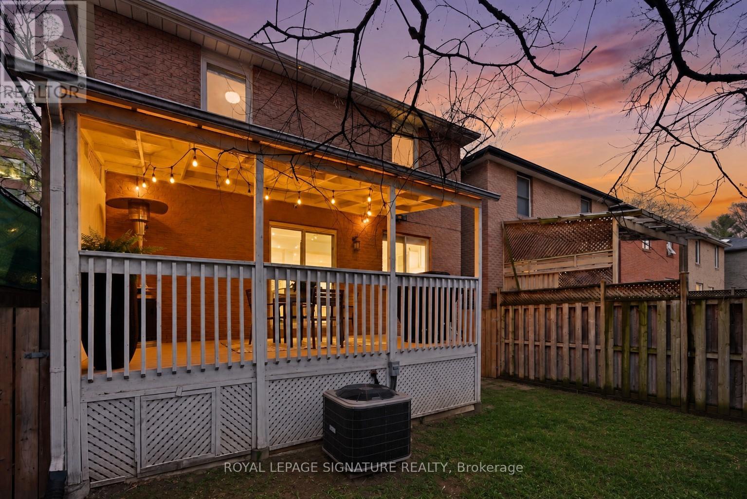 280 Gowan Avenue, Toronto, Ontario  M4J 2K6 - Photo 37 - E13117334