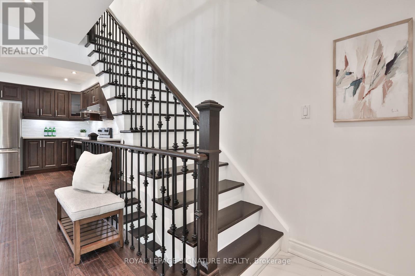 280 Gowan Avenue, Toronto, Ontario  M4J 2K6 - Photo 6 - E13117334