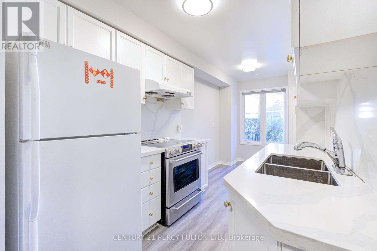 907 - 28 Rosebank Drive, Toronto, Ontario  M1B 5Z1 - Photo 10 - E13117370