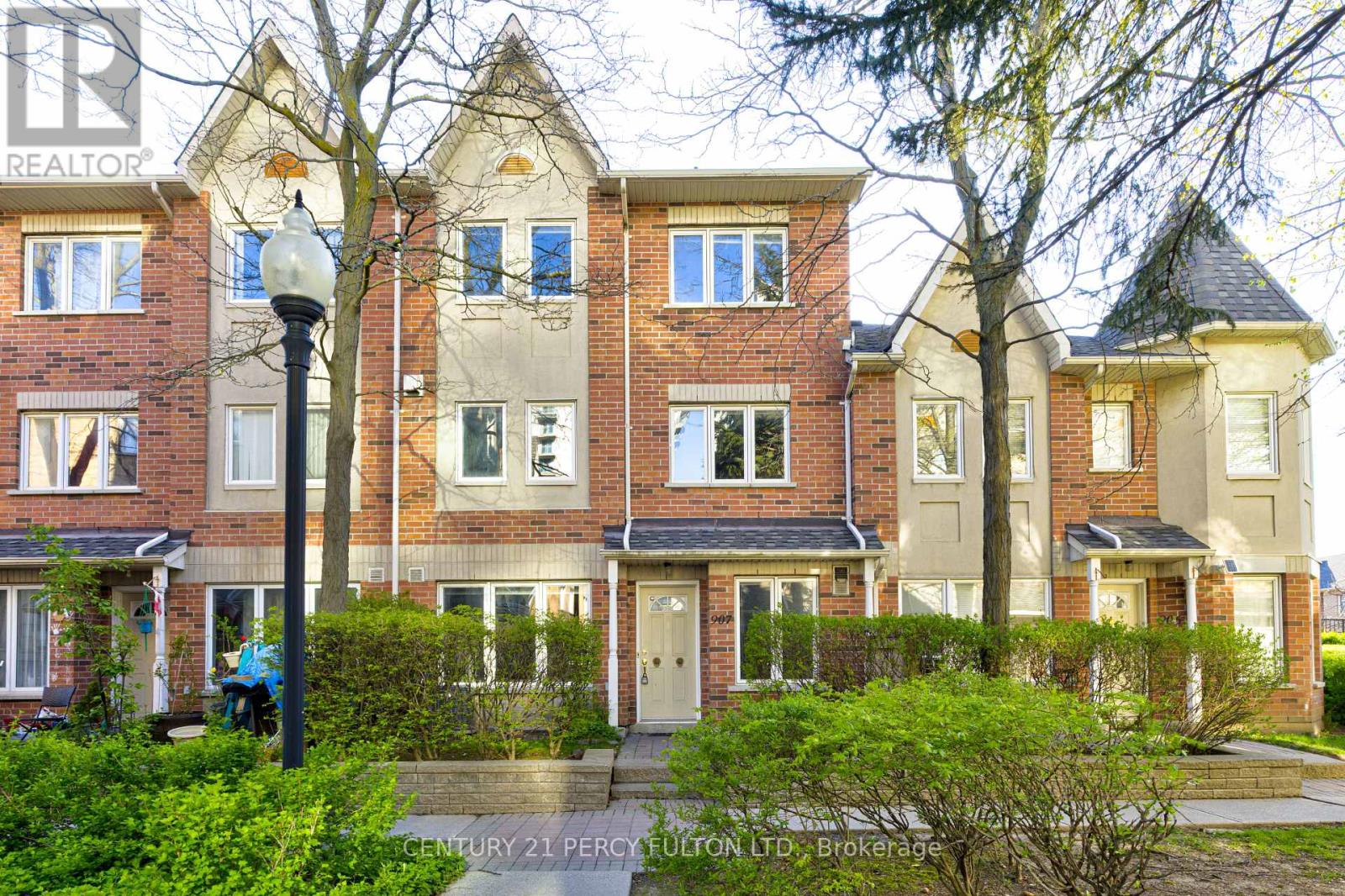 907 - 28 Rosebank Drive, Toronto, Ontario  M1B 5Z1 - Photo 2 - E13117370