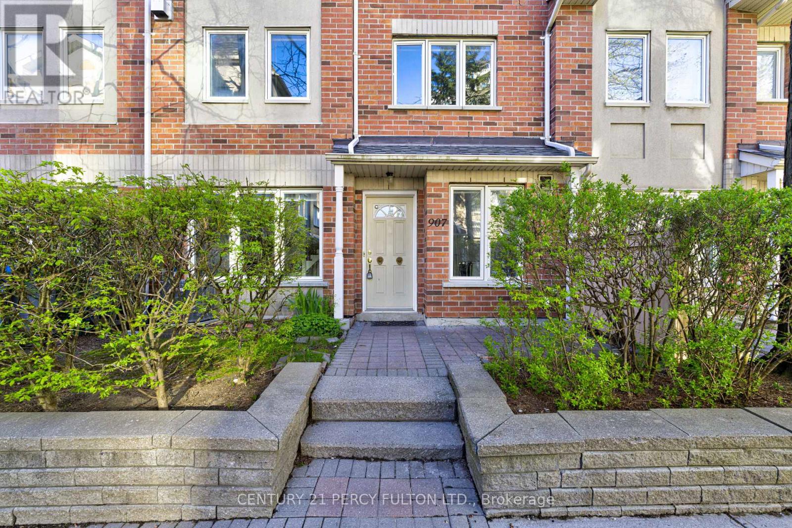 907 - 28 Rosebank Drive, Toronto, Ontario  M1B 5Z1 - Photo 3 - E13117370