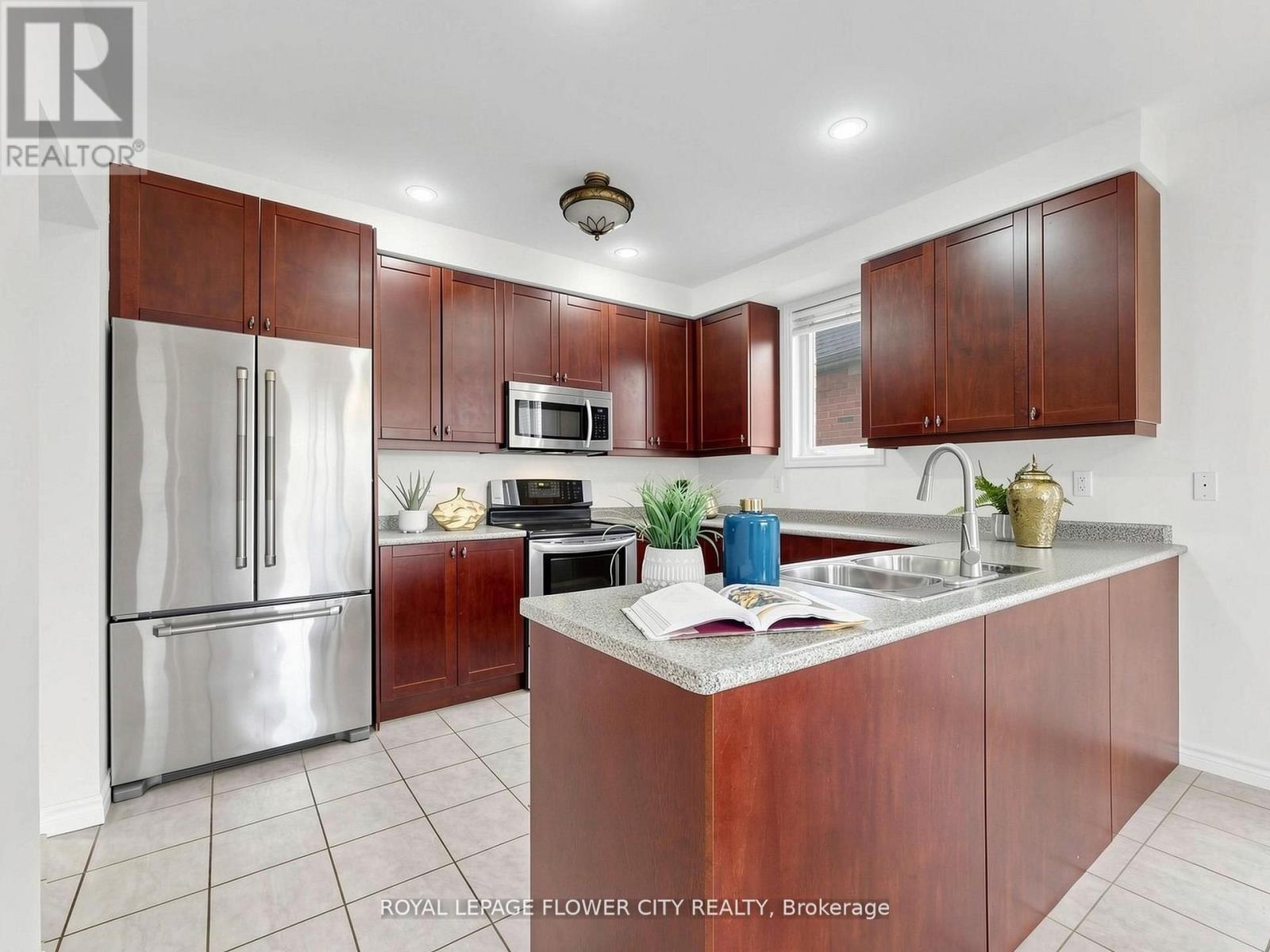 2 Don Morris Court, Clarington, Ontario  L1C 5P7 - Photo 12 - E13117388