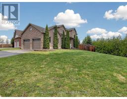 2 DON MORRIS COURT, Clarington, Ontario