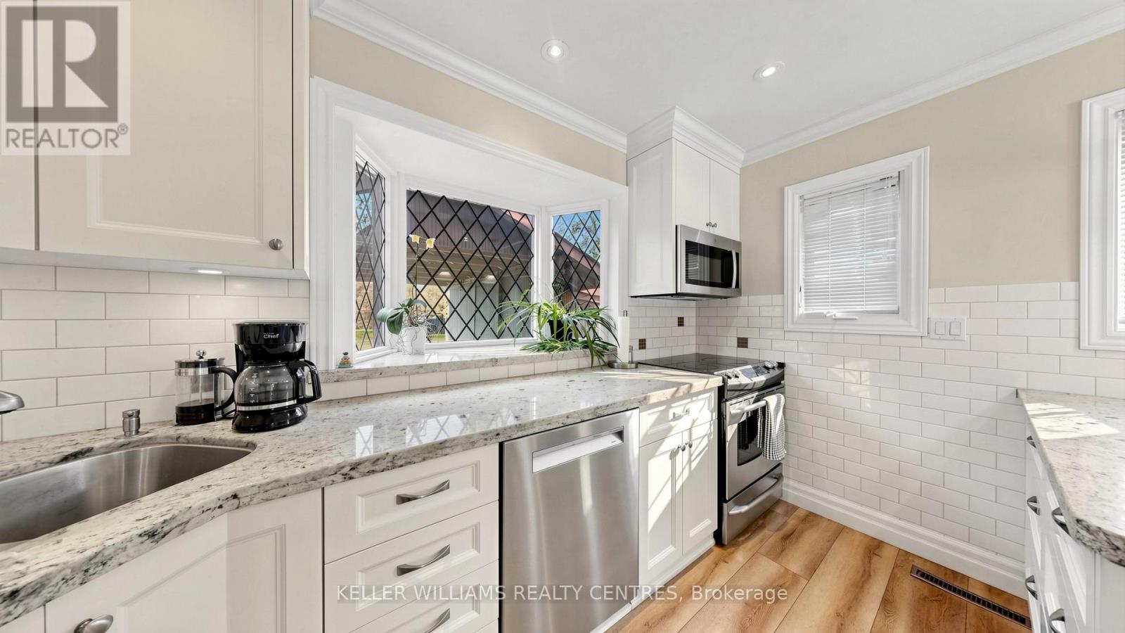 19 Lesterwood Crescent, Toronto, Ontario  M1P 3L5 - Photo 13 - E13117472