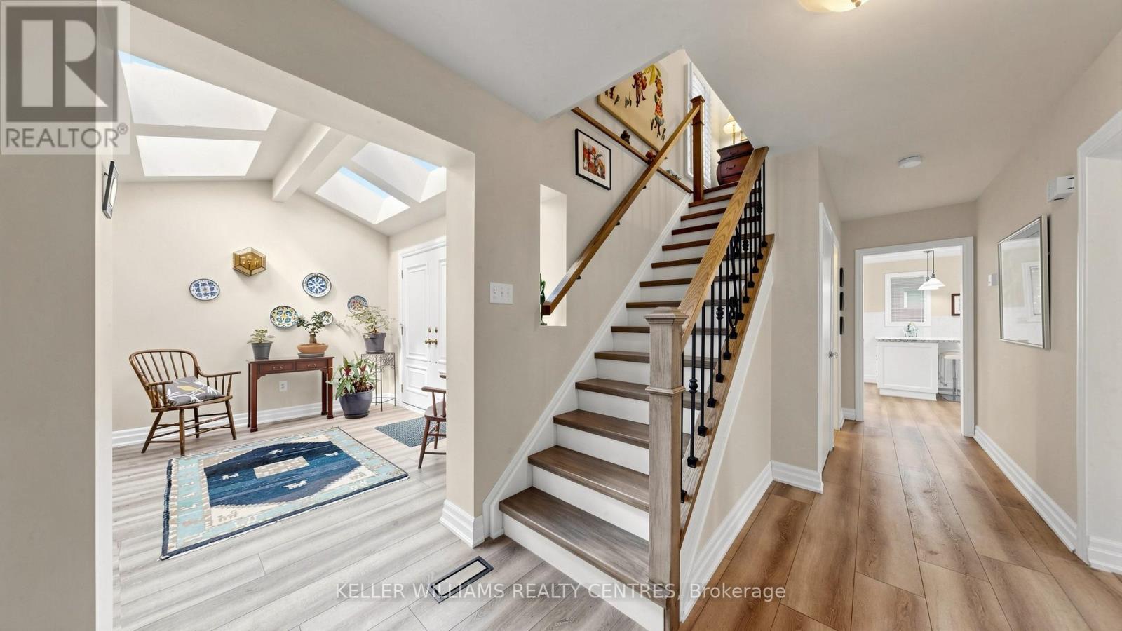 19 Lesterwood Crescent, Toronto, Ontario  M1P 3L5 - Photo 7 - E13117472