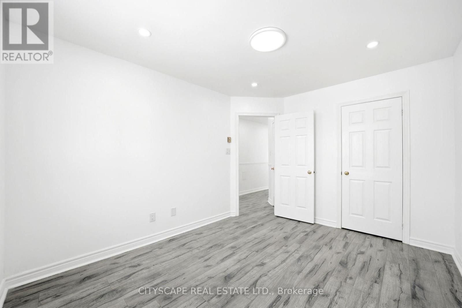 759 Midland Avenue, Toronto, Ontario  M1K 4E5 - Photo 7 - E13117484