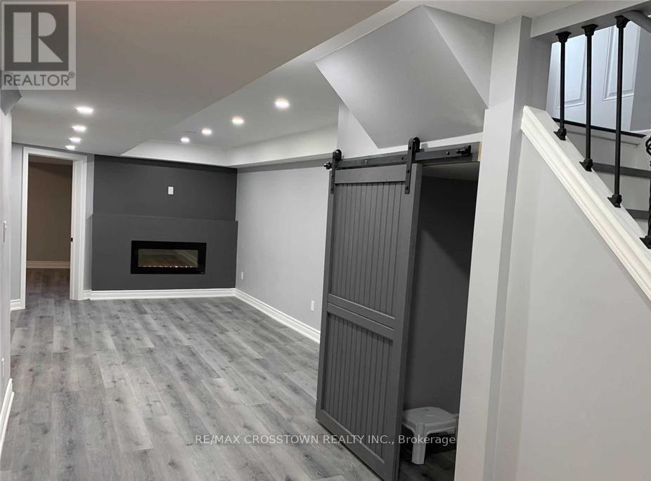 2 - 155 Chelsea Crescent, Bradford West Gwillimbury (Bradford), Ontario  L3Z 0J8 - Photo 4 - N13117458