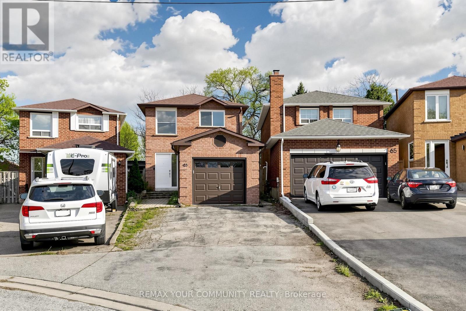 UPPER - 63 PATRICE CRESCENT, Vaughan, Ontario