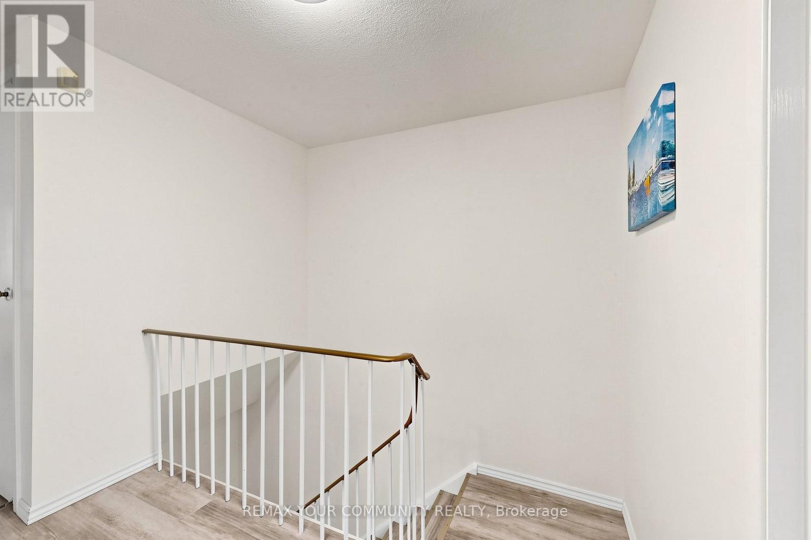 Upper - 63 Patrice Crescent, Vaughan, Ontario  L4J 4Z1 - Photo 21 - N13117504