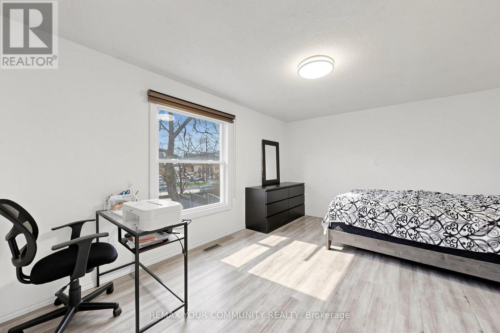 Upper - 63 Patrice Crescent, Vaughan, Ontario  L4J 4Z1 - Photo 22 - N13117504