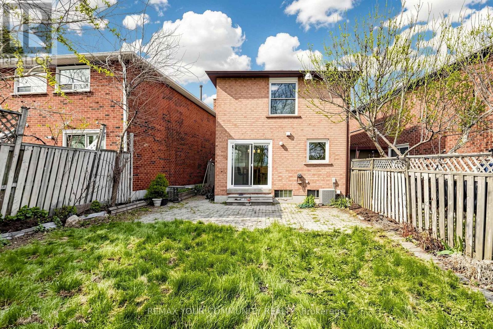 Upper - 63 Patrice Crescent, Vaughan, Ontario  L4J 4Z1 - Photo 33 - N13117504