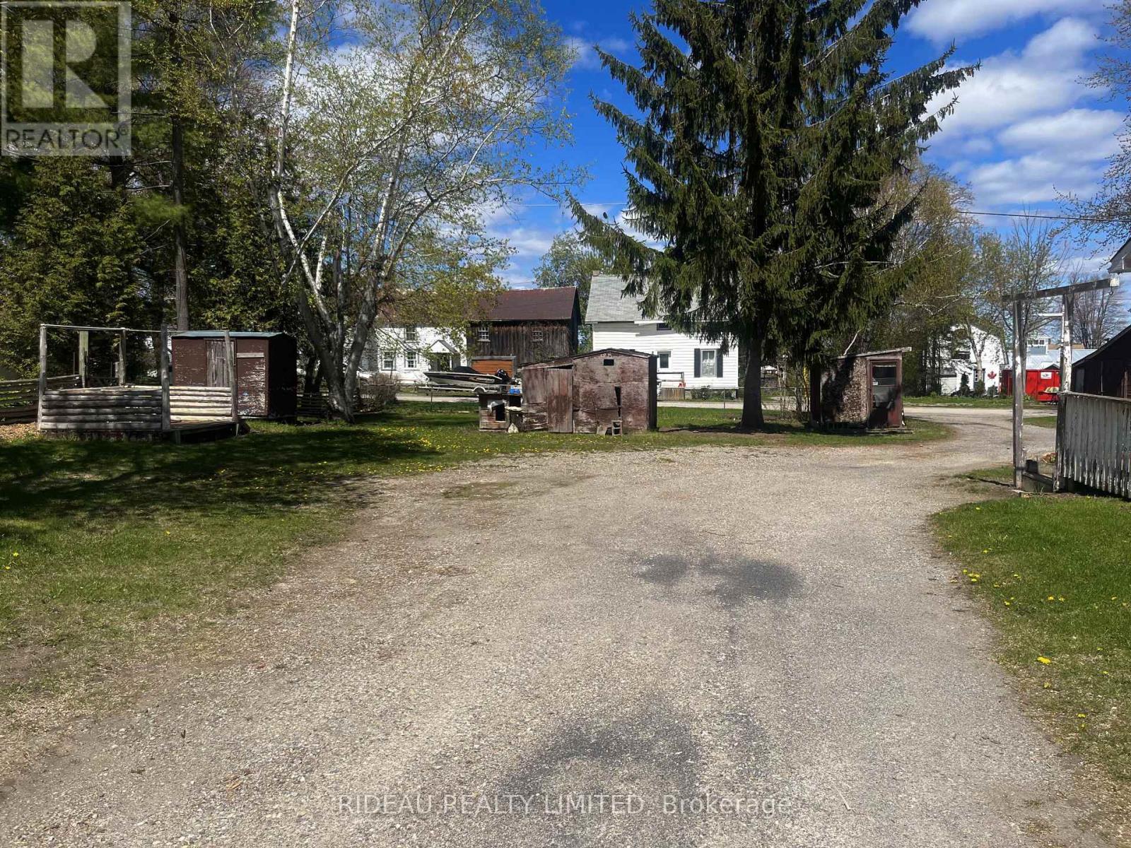 31 Colborne Street, Rideau Lakes, Ontario  K0G 1V0 - Photo 5 - X12842744