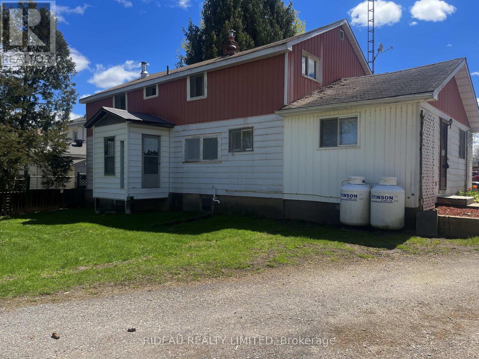 31 Colborne Street, Rideau Lakes, Ontario  K0G 1V0 - Photo 3 - X12842744