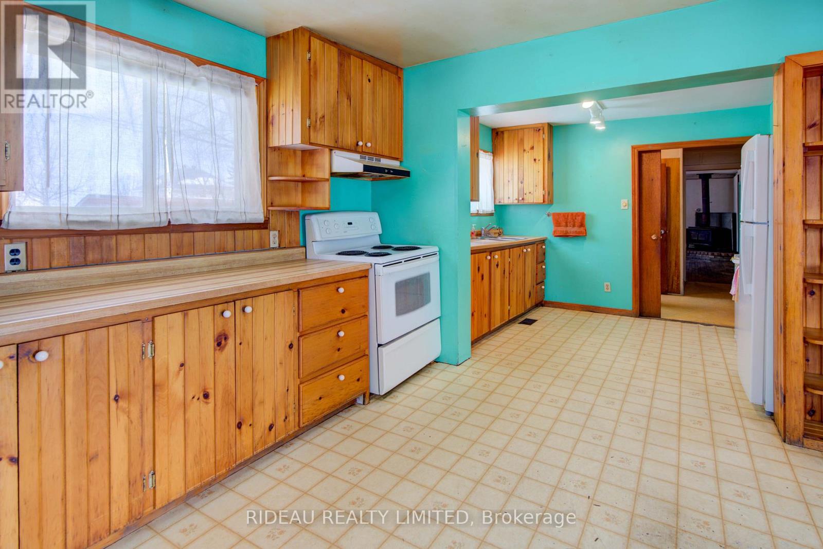 31 Colborne Street, Rideau Lakes, Ontario  K0G 1V0 - Photo 7 - X12842744
