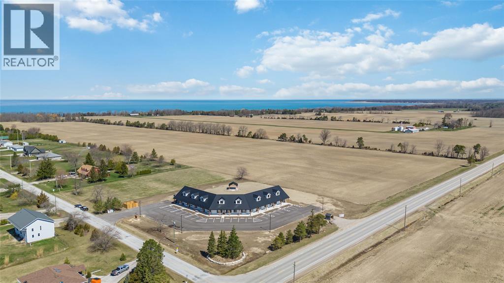 6320 Lakeshore Road Unit# 6, Lambton Shores photo 24
