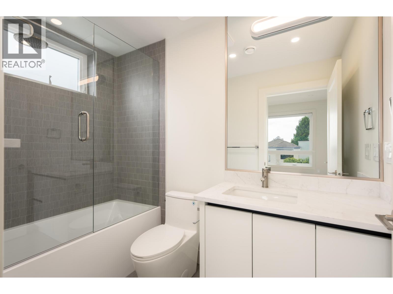1 3645 Dundas Street, Vancouver, British Columbia  V5K 1S3 - Photo 18 - R3122098