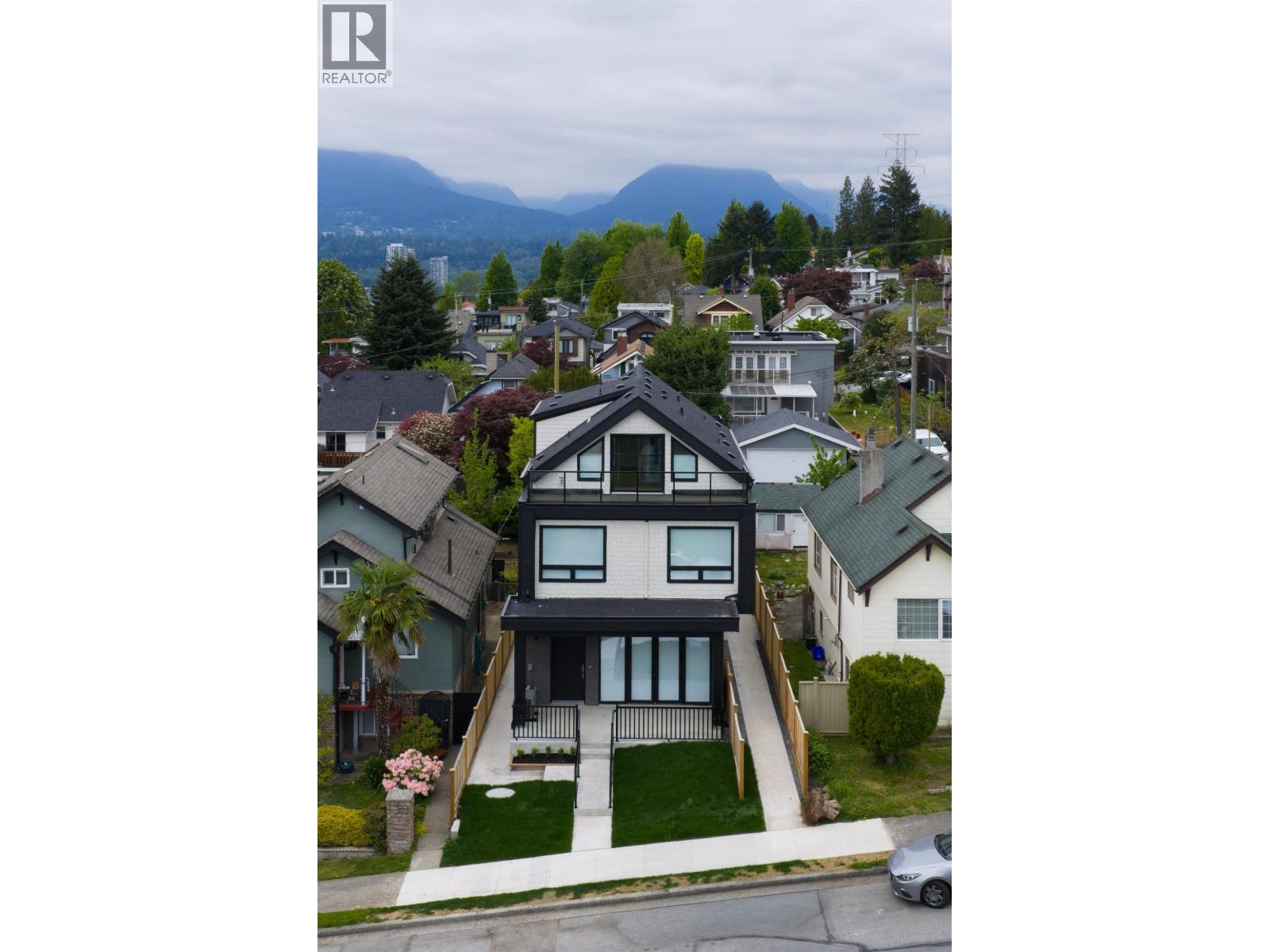 1 3645 Dundas Street, Vancouver, British Columbia  V5K 1S3 - Photo 26 - R3122098