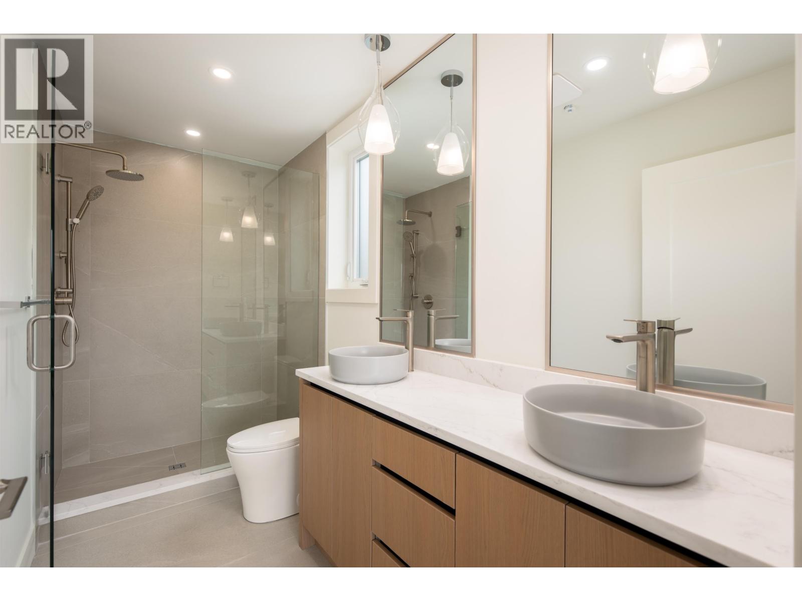 1 3645 Dundas Street, Vancouver, British Columbia  V5K 1S3 - Photo 15 - R3122098