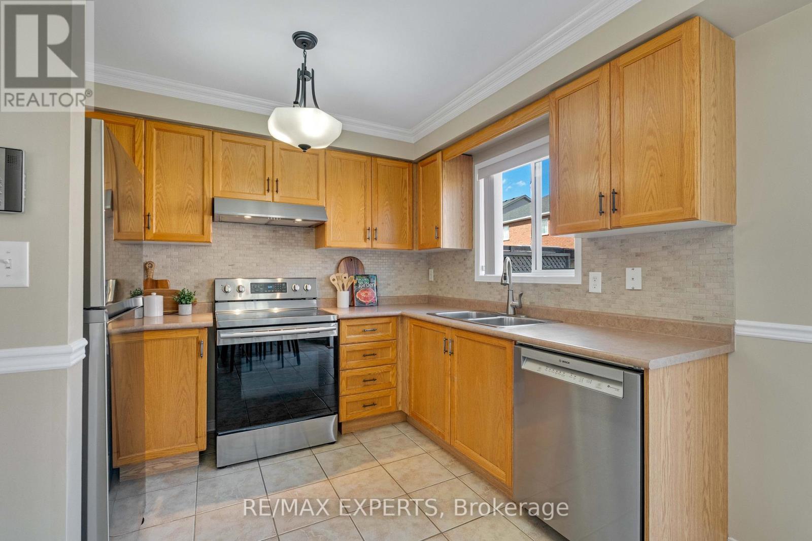 15 Mount Hope Road, Caledon, Ontario  L7E 2V3 - Photo 10 - W13116988