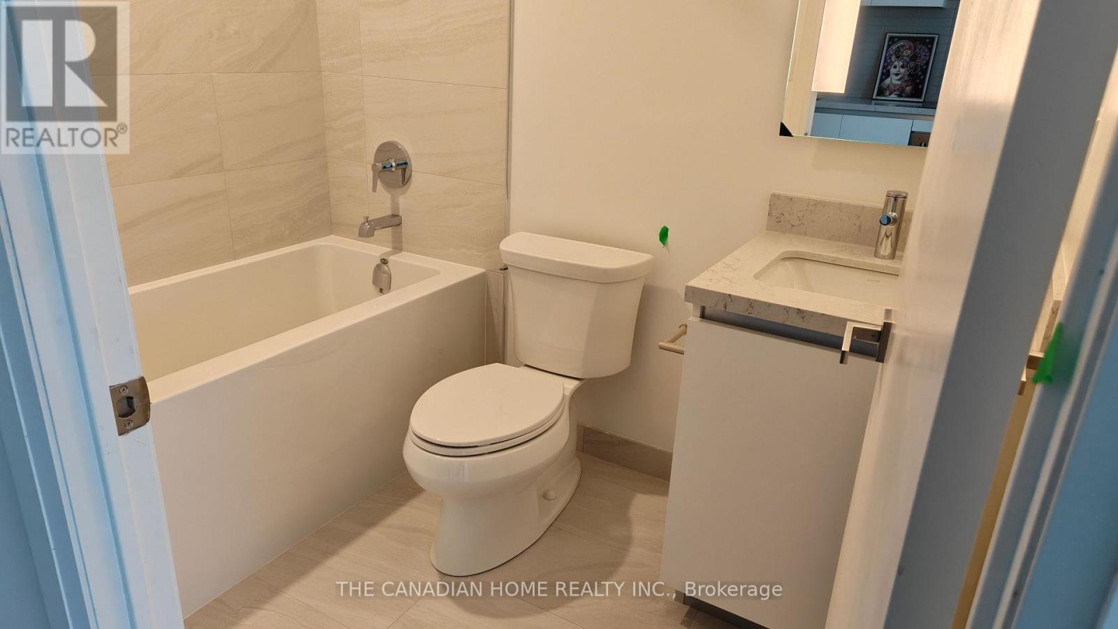 5708 - 4015 The Exchange, Mississauga, Ontario  L5B 0N9 - Photo 3 - W13117192