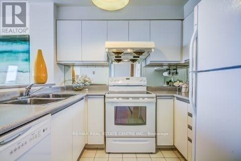 1007 - 2177 Burnhamthorpe Road W, Mississauga, Ontario  L5L 5P9 - Photo 6 - W13117200
