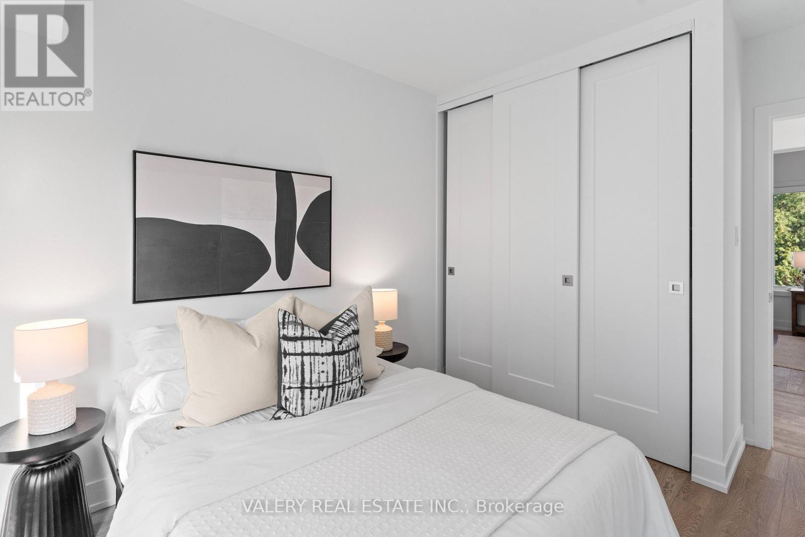 Unit 5 - 15 Acorn Avenue, Toronto, Ontario  M9B 3P7 - Photo 10 - W13117216