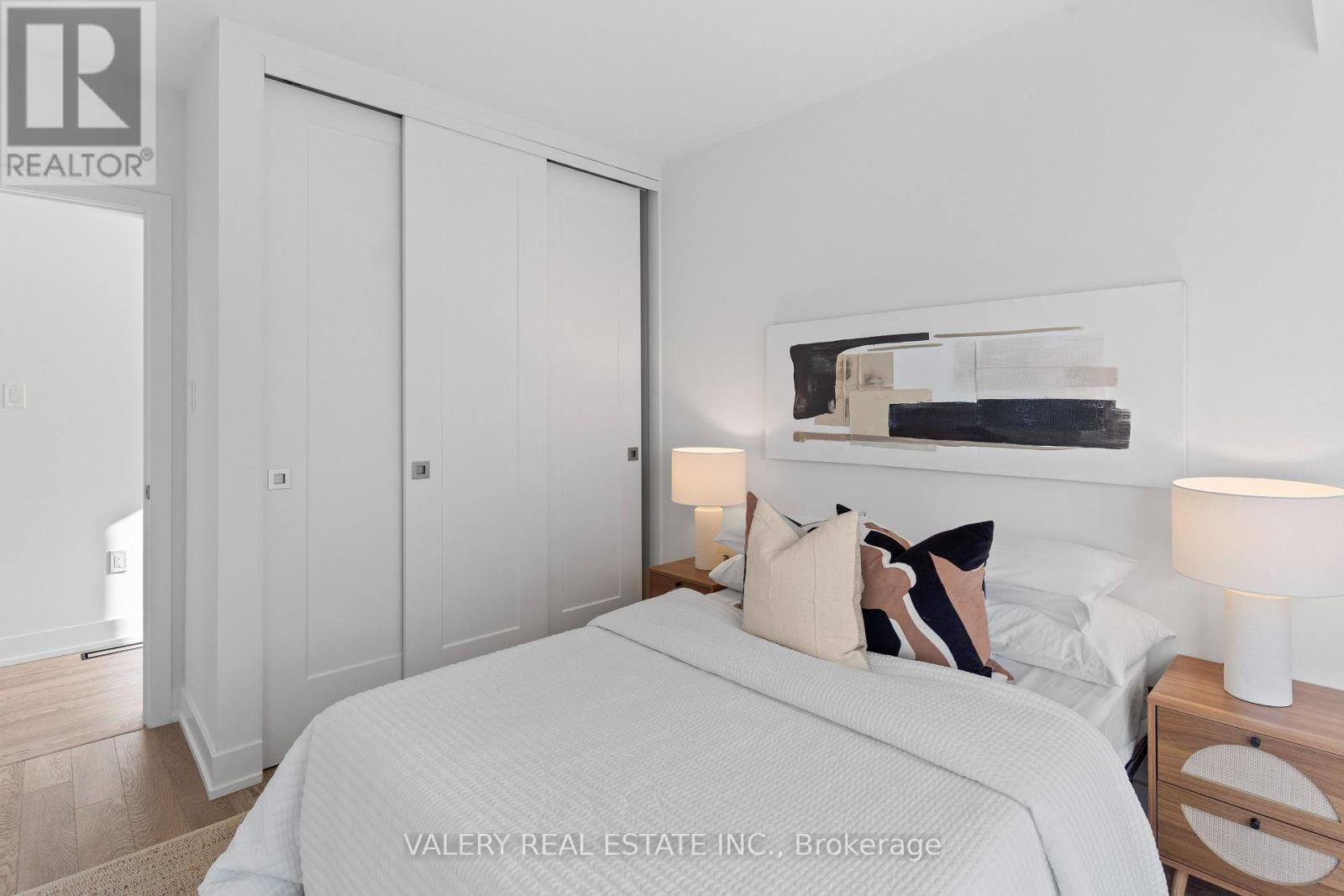 Unit 5 - 15 Acorn Avenue, Toronto, Ontario  M9B 3P7 - Photo 13 - W13117216