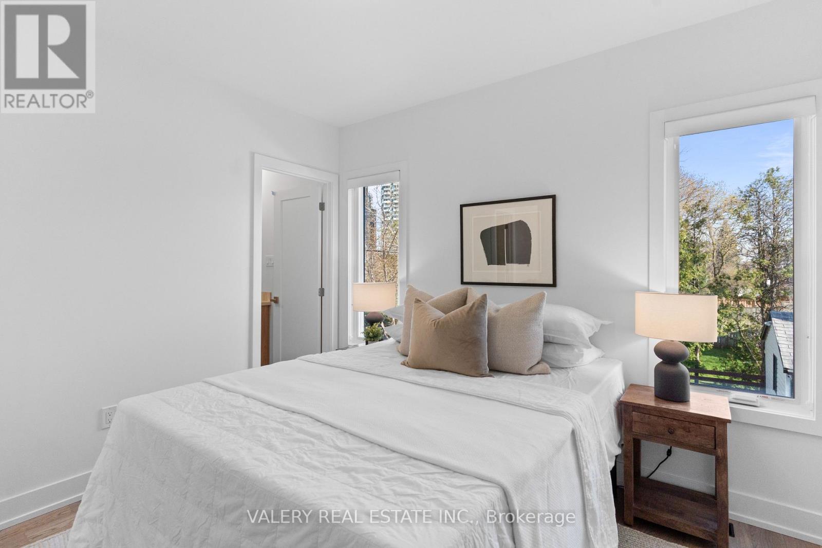 Unit 5 - 15 Acorn Avenue, Toronto, Ontario  M9B 3P7 - Photo 27 - W13117216
