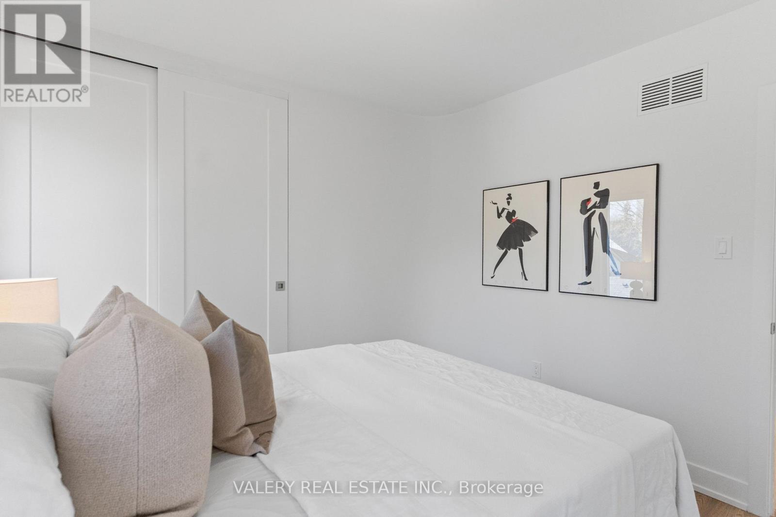 Unit 5 - 15 Acorn Avenue, Toronto, Ontario  M9B 3P7 - Photo 28 - W13117216