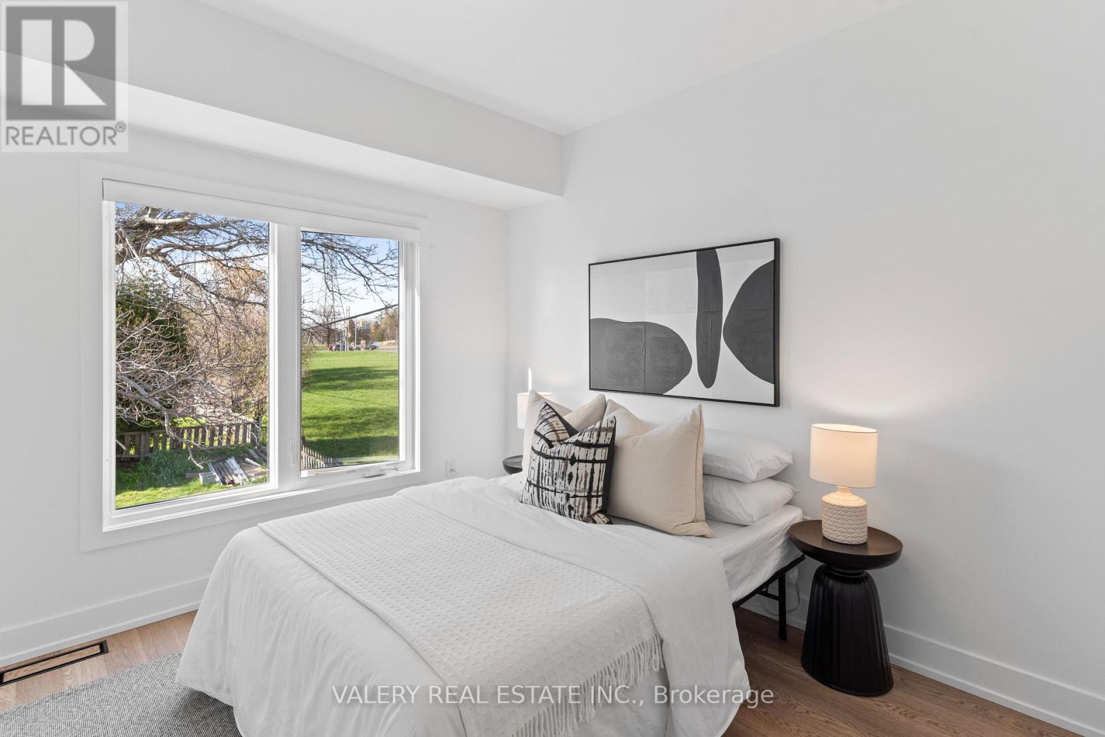 Unit 5 - 15 Acorn Avenue, Toronto, Ontario  M9B 3P7 - Photo 9 - W13117216