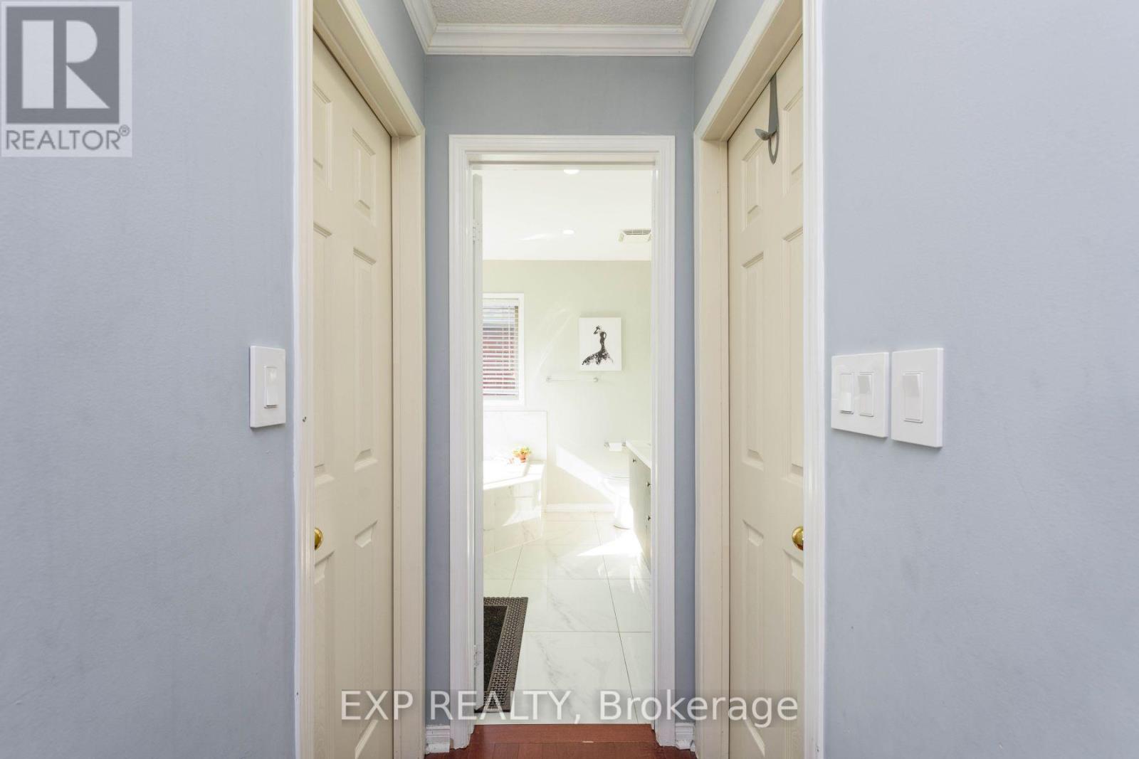 7266 Terragar Boulevard, Mississauga, Ontario  L5N 7L8 - Photo 41 - W13117268