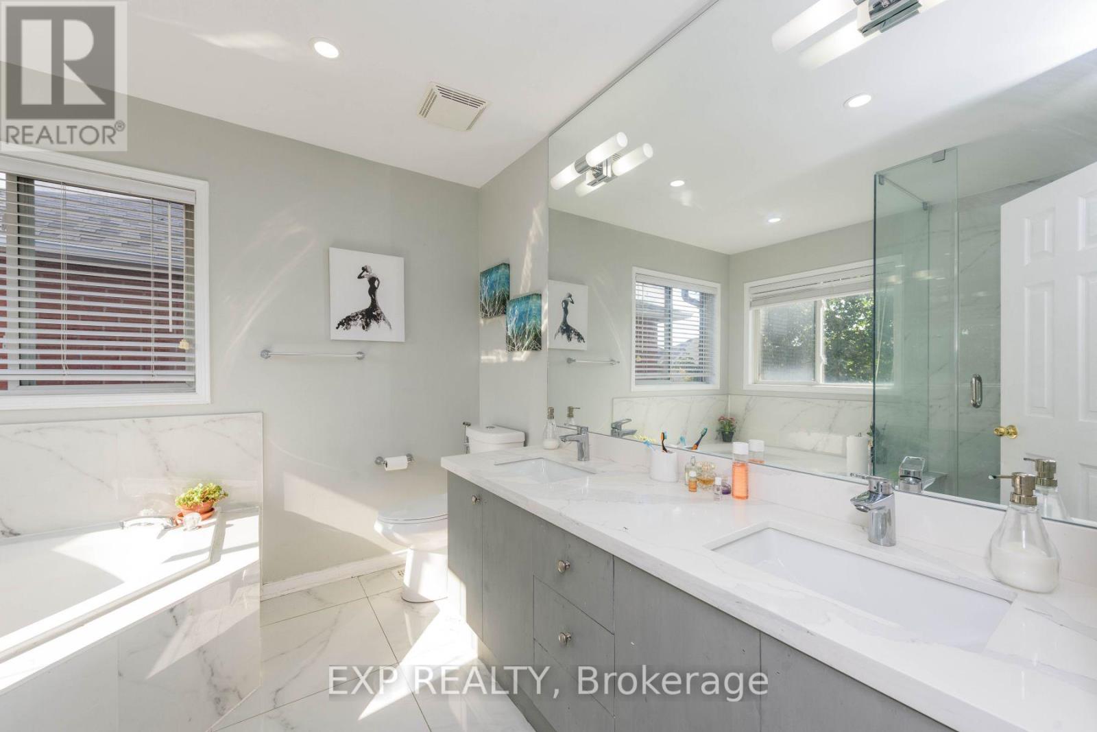7266 Terragar Boulevard, Mississauga, Ontario  L5N 7L8 - Photo 42 - W13117268