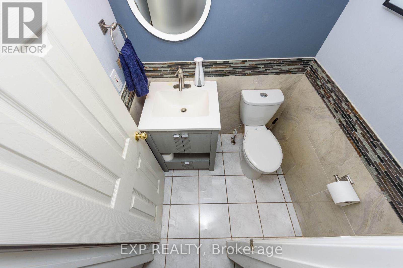 7266 Terragar Boulevard, Mississauga, Ontario  L5N 7L8 - Photo 9 - W13117268