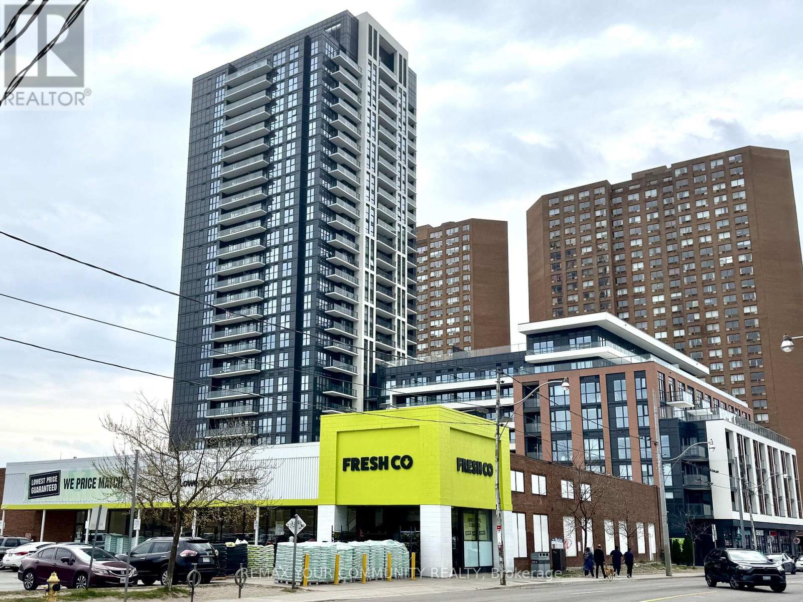 Main - 2417 Dundas Street W, Toronto, Ontario  M6P 1X3 - Photo 12 - W13117276
