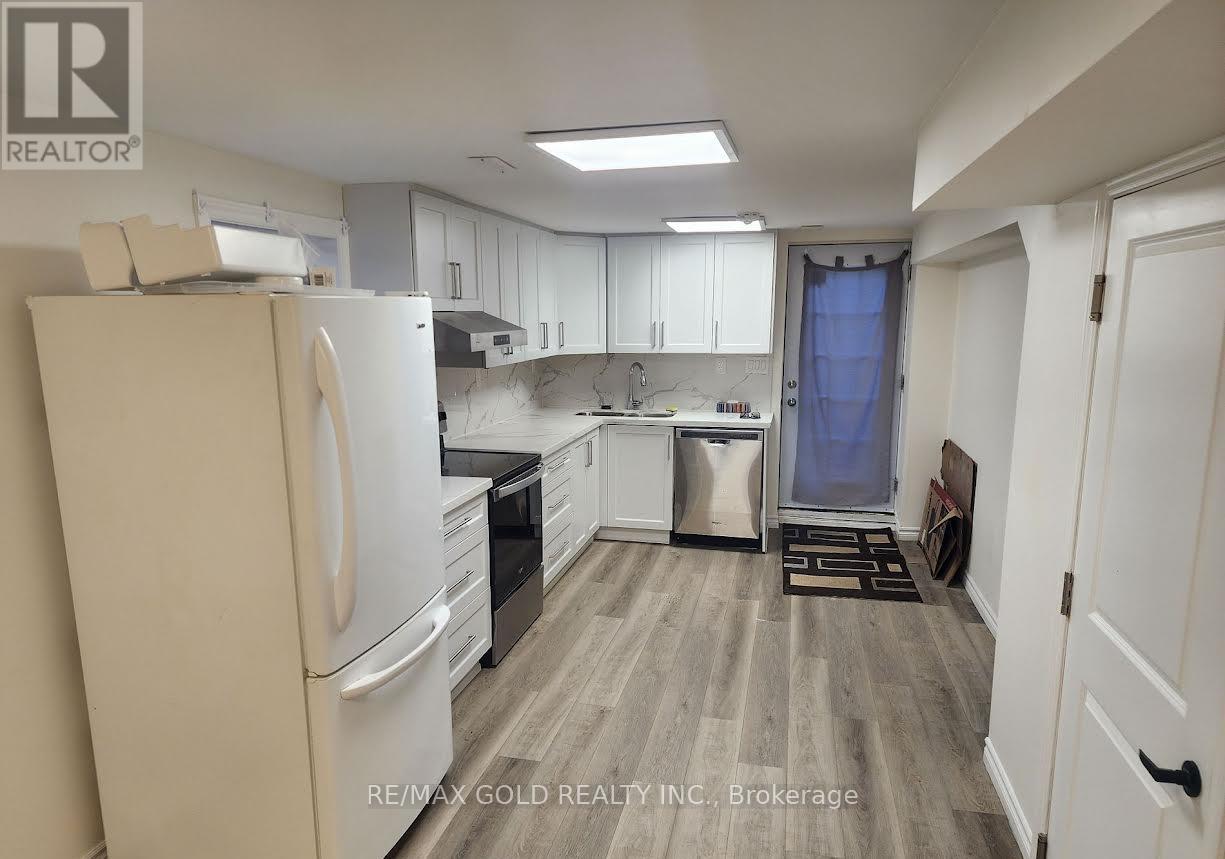 Room Lower Level - 1778 Folkway Drive, Mississauga, Ontario  L5L 2X8 - Photo 10 - W13117294