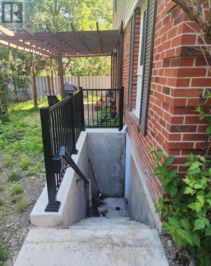 Room Lower Level - 1778 Folkway Drive, Mississauga, Ontario  L5L 2X8 - Photo 2 - W13117294