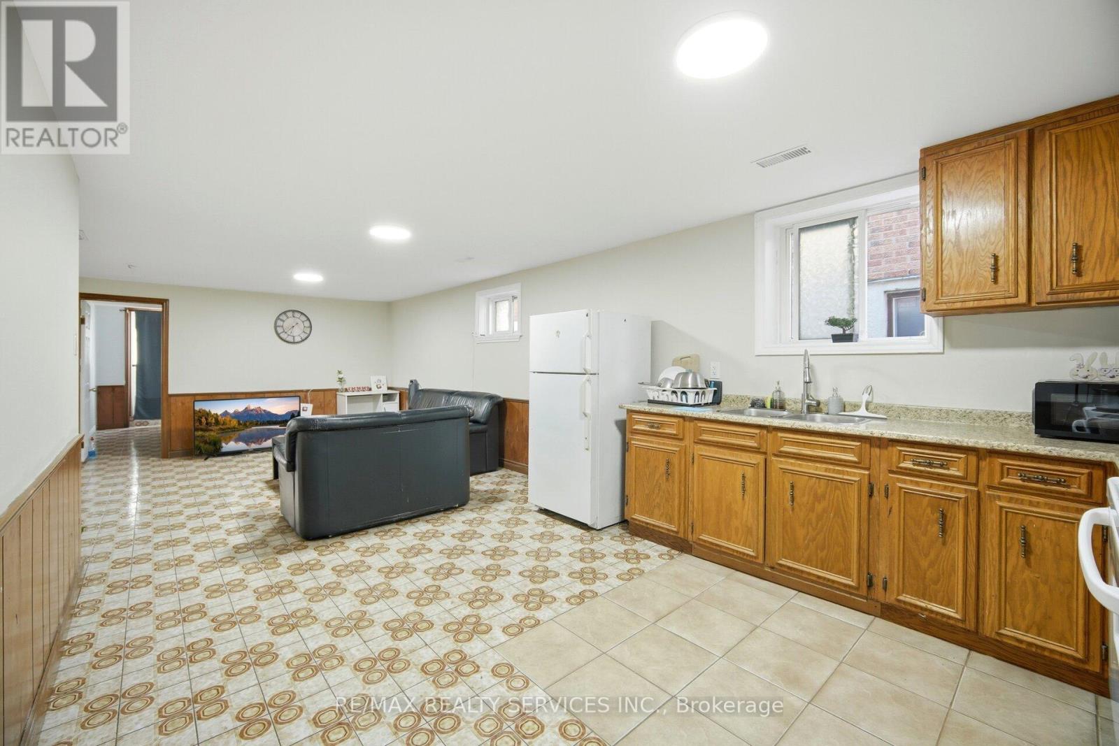 57 Jellicoe Crescent, Brampton, Ontario  L6S 3H7 - Photo 36 - W13117344