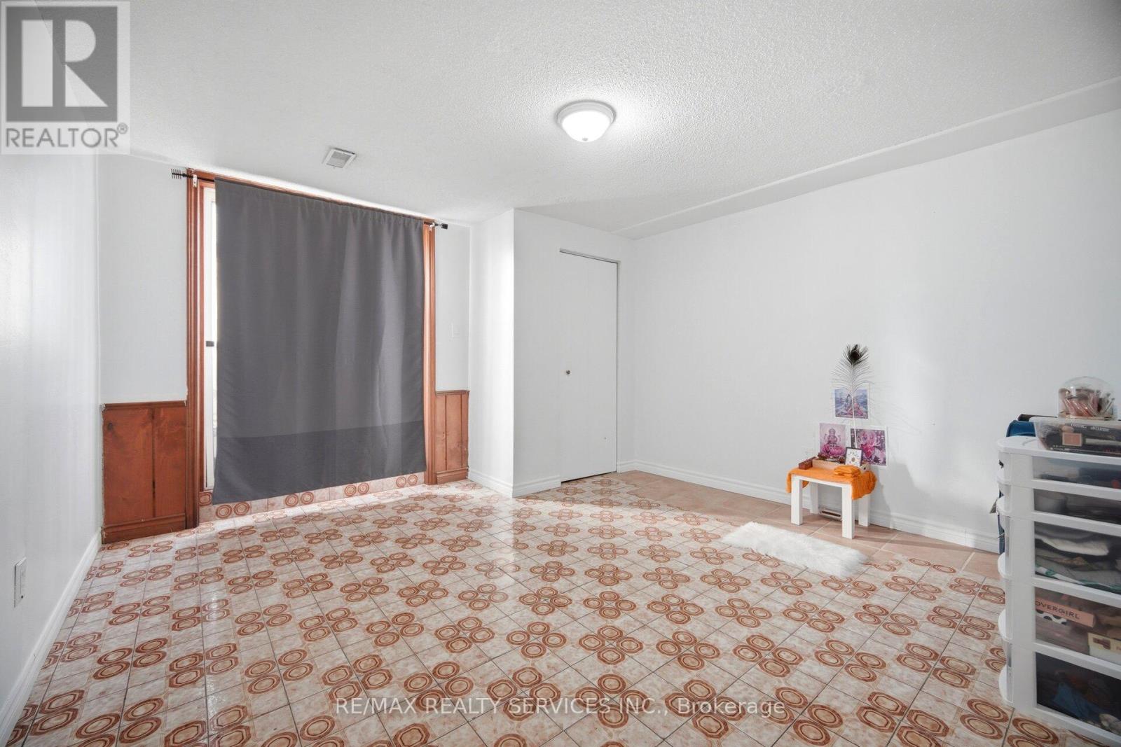 57 Jellicoe Crescent, Brampton, Ontario  L6S 3H7 - Photo 43 - W13117344