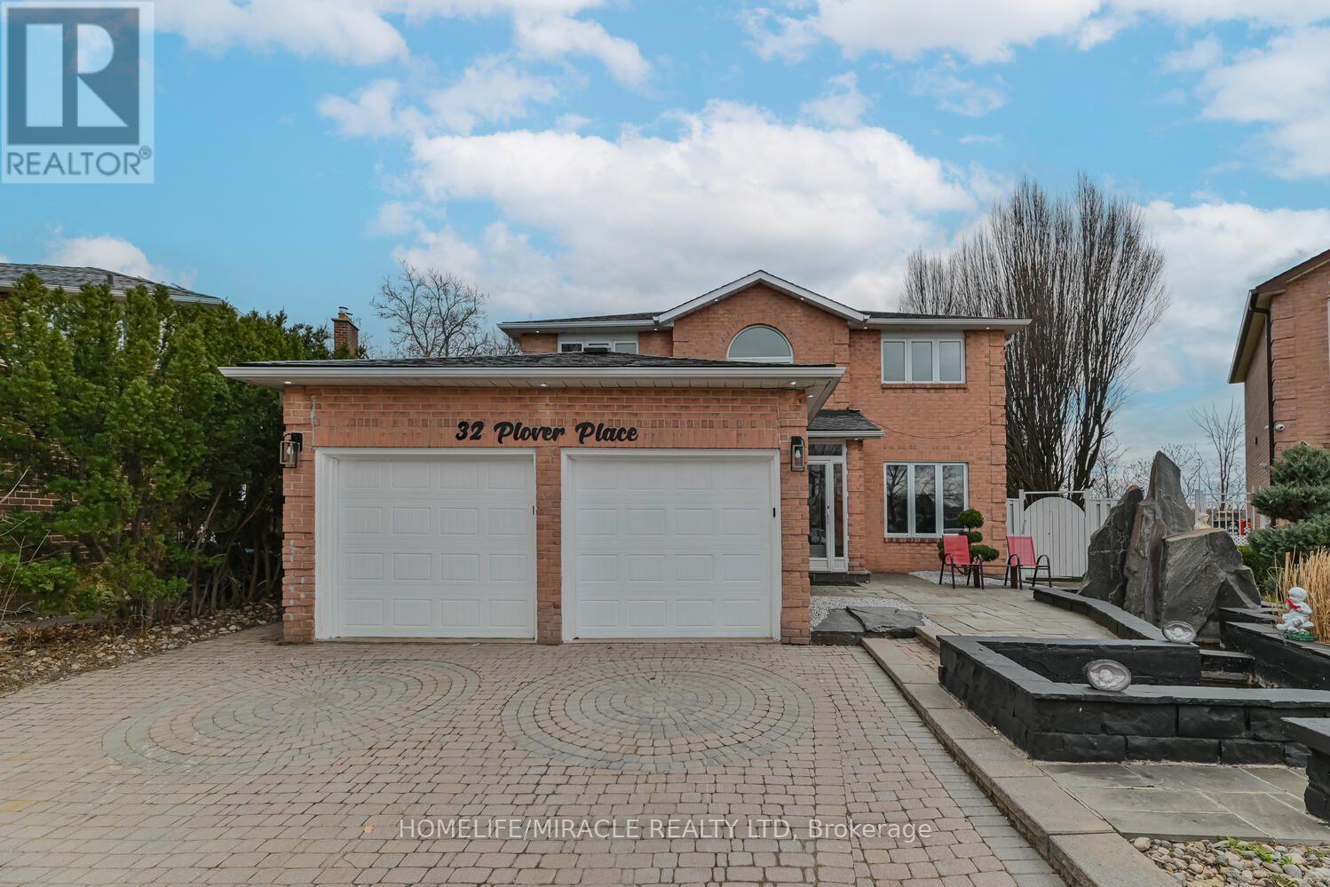 32 PLOVER PLACE, Brampton, Ontario