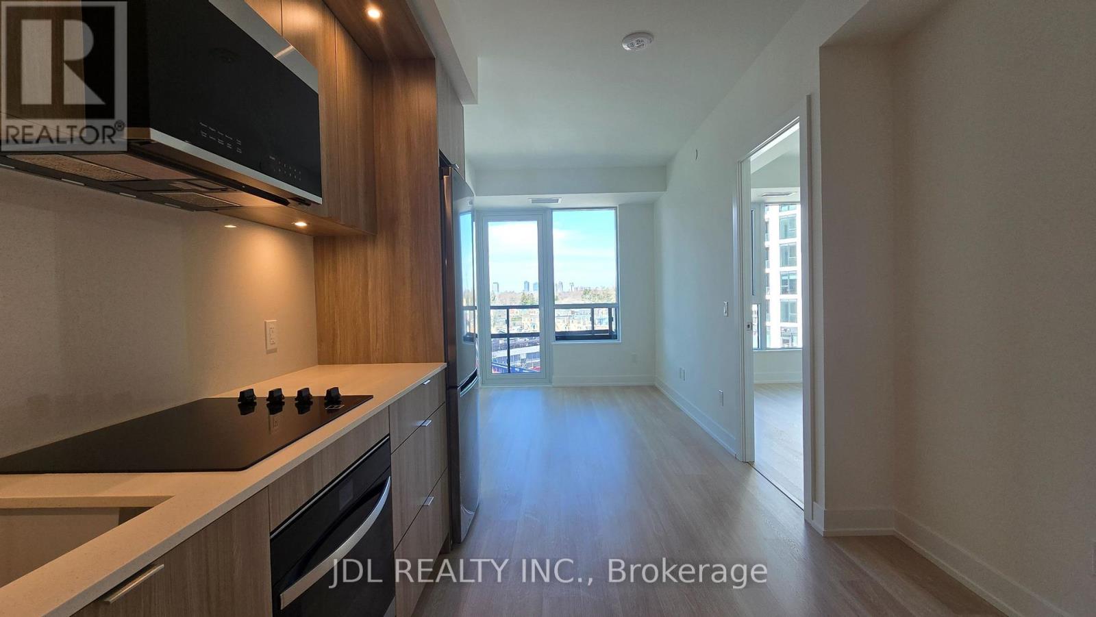 807 - 60 Central Park Roadway, Toronto, Ontario  M9A 3K1 - Photo 10 - W13117432